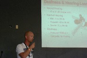 Johan held a presentation for deaf and hard of hearing pilots