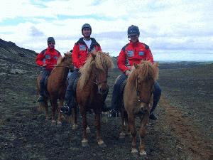 Of course we had to try to ride Icelandic horses